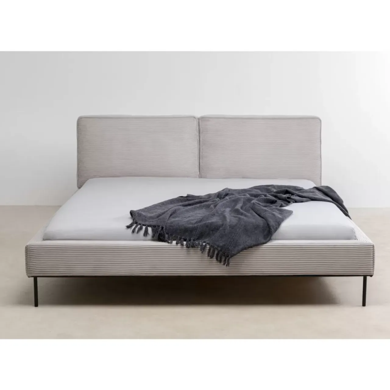 Betten-KARE Design Bett East Side Cord Grau 180X200Cm
