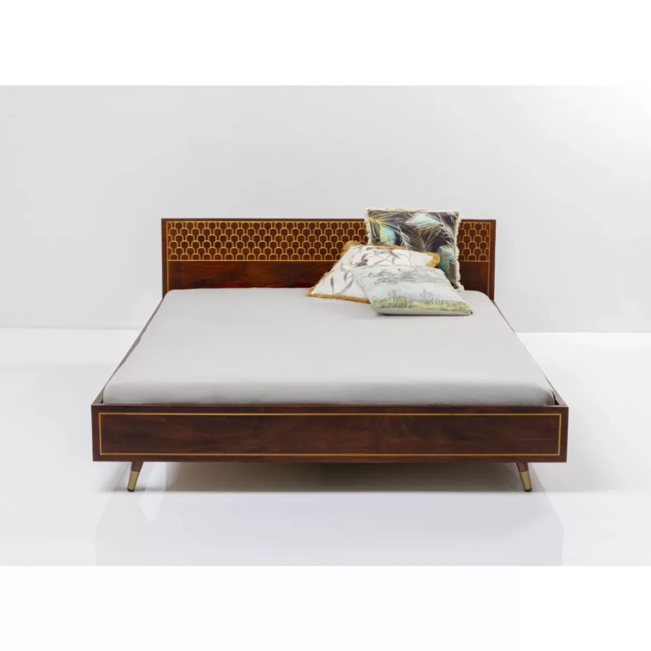 Betten-KARE Design Holzbett Muskat 180X200