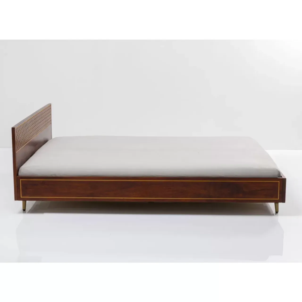 Betten-KARE Design Holzbett Muskat 180X200