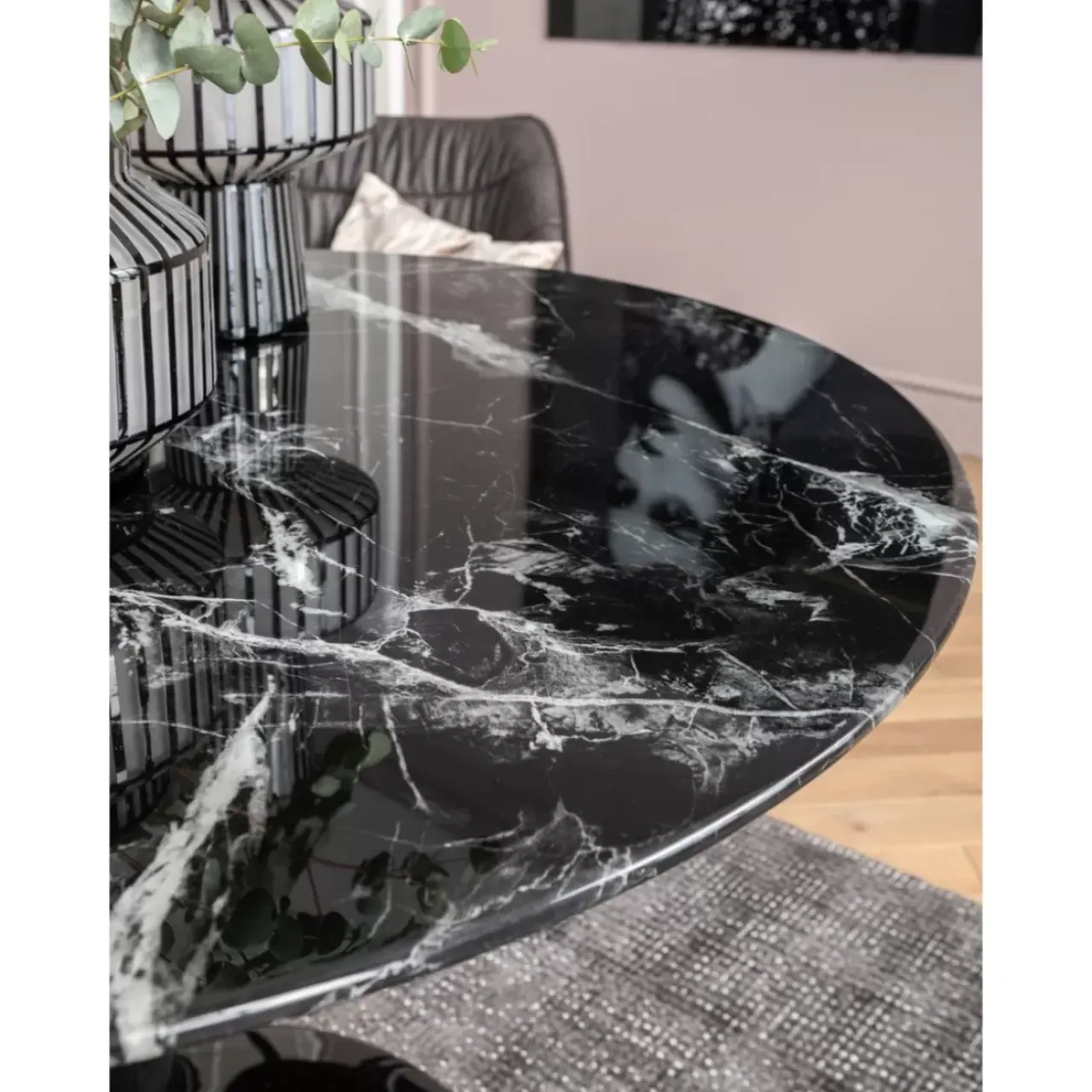 Tische-KARE Design Tisch Solo Marble Schwarz O110